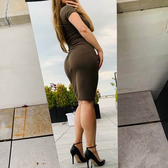 Zenobia Virgin Wool Camo Pleated Turtle Neck Dress - Picture 5 of 16